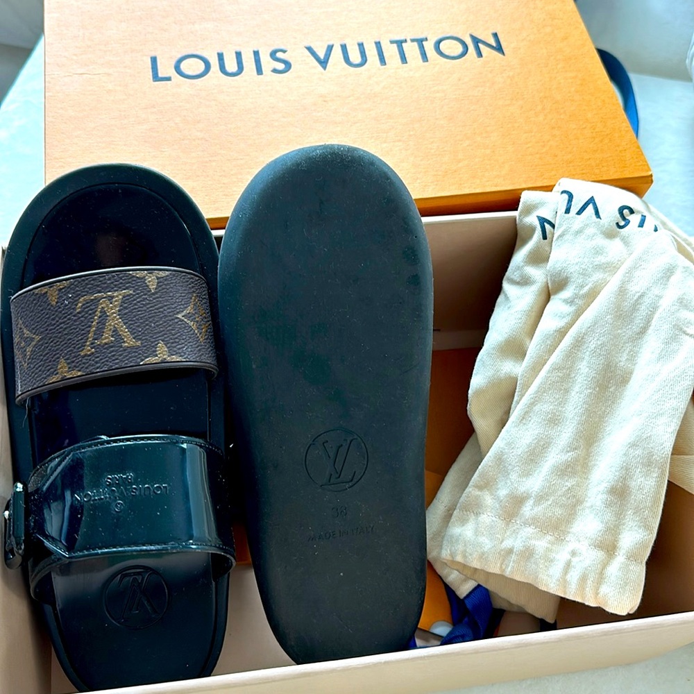 Louis Vuitton Sunbath slides